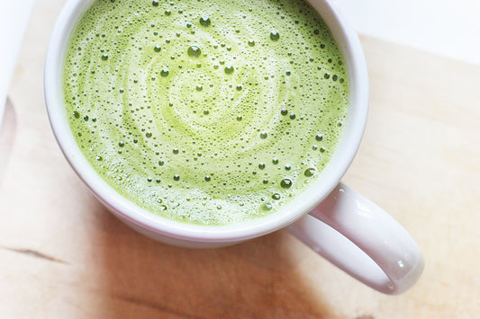 WHY EVERYONE’S SIPPING MATCHA TEA ?